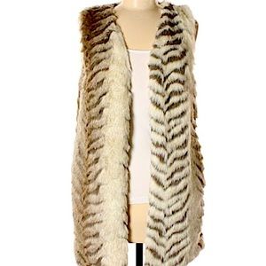 Romeo & Juliet Beige Faux Fur Vest